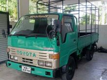 Toyota Dyna 1990 Lorry