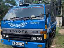 Toyota Dyna 1990 Lorry