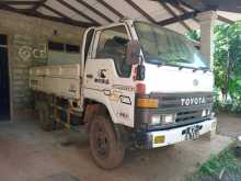 Toyota Dyna 1991 Lorry