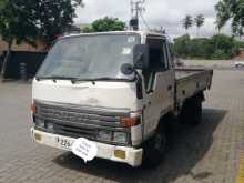 https://riyasewana.com/uploads/toyota-dyna-1992-1415034212122.jpg