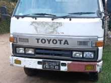 https://riyasewana.com/uploads/toyota-dyna-1992-2012053712112.jpg
