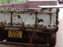 https://riyasewana.com/uploads/toyota-dyna-1992-2012053712193.jpg