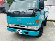 Toyota Dyna 1992 Lorry