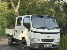 Toyota Dyna 1992 Crew Cab