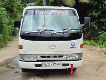 Toyota Dyna 2000 Lorry