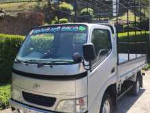 Toyota Dyna 2002 Lorry