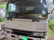 Toyota Dyna 2004 Lorry