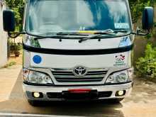 Toyota Dyna 2005 Lorry