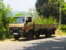 Toyota Dyna 1987 Lorry