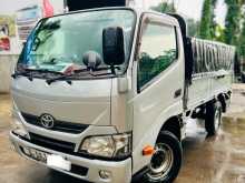 Toyota Dyna 2016 Lorry