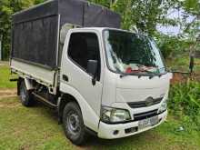 https://riyasewana.com/uploads/toyota-dyna-2017-296362912072.jpg