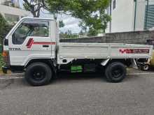 https://riyasewana.com/uploads/toyota-dyna-221803224432.jpg