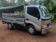 https://riyasewana.com/uploads/toyota-dyna-2493234823.jpg