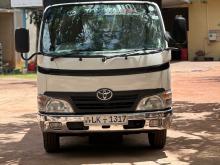 Toyota Dyna 2012 Lorry