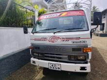 Toyota Dyna 1990 Lorry