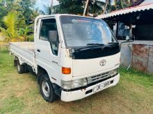 Toyota Dyna 1999 Lorry