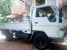 https://riyasewana.com/uploads/toyota-dyna-291316424072.jpg