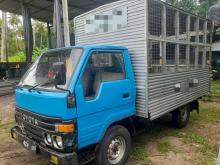 Toyota Dyna 1988 Lorry