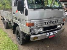 https://riyasewana.com/uploads/toyota-dyna-322331424402.jpg