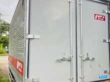 https://riyasewana.com/uploads/toyota-dyna-350-1995-1113234612392.jpg