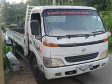https://riyasewana.com/uploads/toyota-dyna-350-1999-1120031312553.jpg