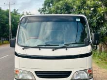 Toyota Dyna 2004 Lorry