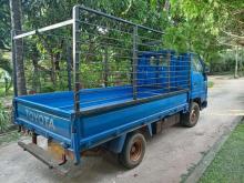 https://riyasewana.com/uploads/toyota-dyna-5l-9621546165.jpg