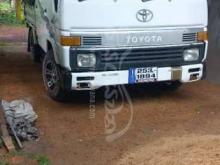 Toyota Dyna 1999 Crew Cab