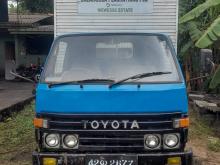 Toyota Dyna 1988 Lorry