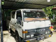 Toyota Dyna 1995 Crew Cab