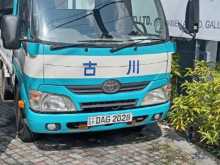Toyota Dyna Dutro 2016 Lorry
