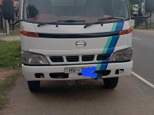 Toyota Dyna Dutro 1999 Lorry