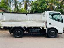 https://riyasewana.com/uploads/toyota-dyna-hino-2007-117060212492.jpg