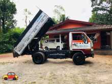 https://riyasewana.com/uploads/toyota-dyna-tipper-1996-3118335012033.jpg