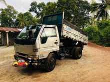 https://riyasewana.com/uploads/toyota-dyna-tipper-1996-3118335012082.jpg