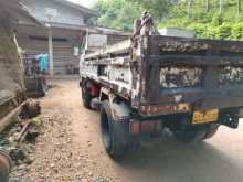 https://riyasewana.com/uploads/toyota-dyna-tipper-61733444593.jpg