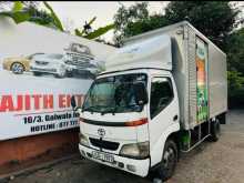 Toyota ELF FREEZER 2002 Lorry