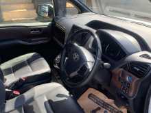 https://riyasewana.com/uploads/toyota-esquire-141104234973.jpg