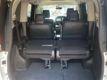 https://riyasewana.com/uploads/toyota-esquire-141340496775.jpg