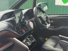 https://riyasewana.com/uploads/toyota-esquire-2015-1816254612842.jpg