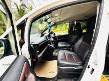 https://riyasewana.com/uploads/toyota-esquire-2015-29204012953.jpg