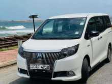 https://riyasewana.com/uploads/toyota-esquire-2710262822472.jpg