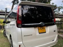 https://riyasewana.com/uploads/toyota-esquire-519035017216.jpg