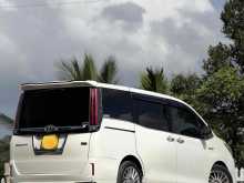 https://riyasewana.com/uploads/toyota-esquire-816220622653.jpg