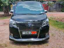 Toyota Esquire Voxy Noah 2014 Van
