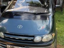 Toyota Estima 2003 Van