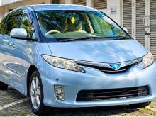 Toyota Estima 2009 Van