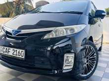 Toyota Estima Limited 2013 Van