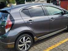 https://riyasewana.com/uploads/toyota-ex-serbian-251508114223.jpg