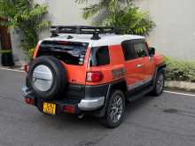 https://riyasewana.com/uploads/toyota-fj-cruiser-10115639152.jpg